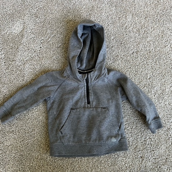 BOYS GAP 1/4 ZIP GRAY HOODED SWEATSHIRT AND SWEATPANTS SET - SZ 12-18 M - Picture 4 of 7